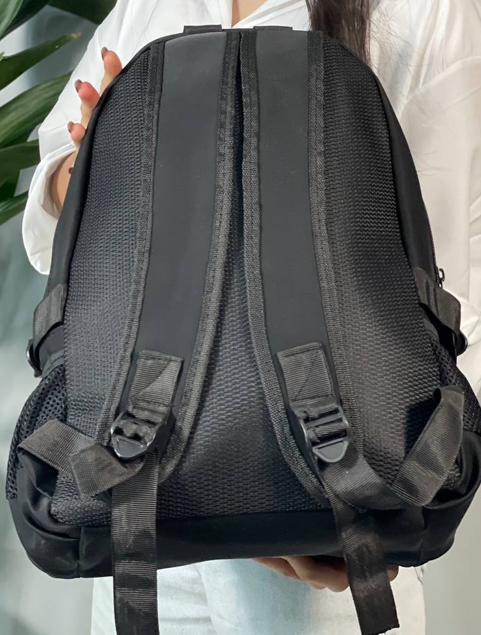 کوله پشتی زارا عکس پشت